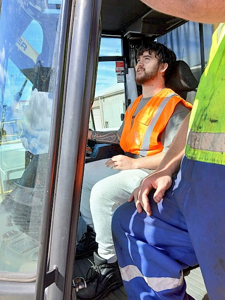 Learning to drive a crane, SouthPort.